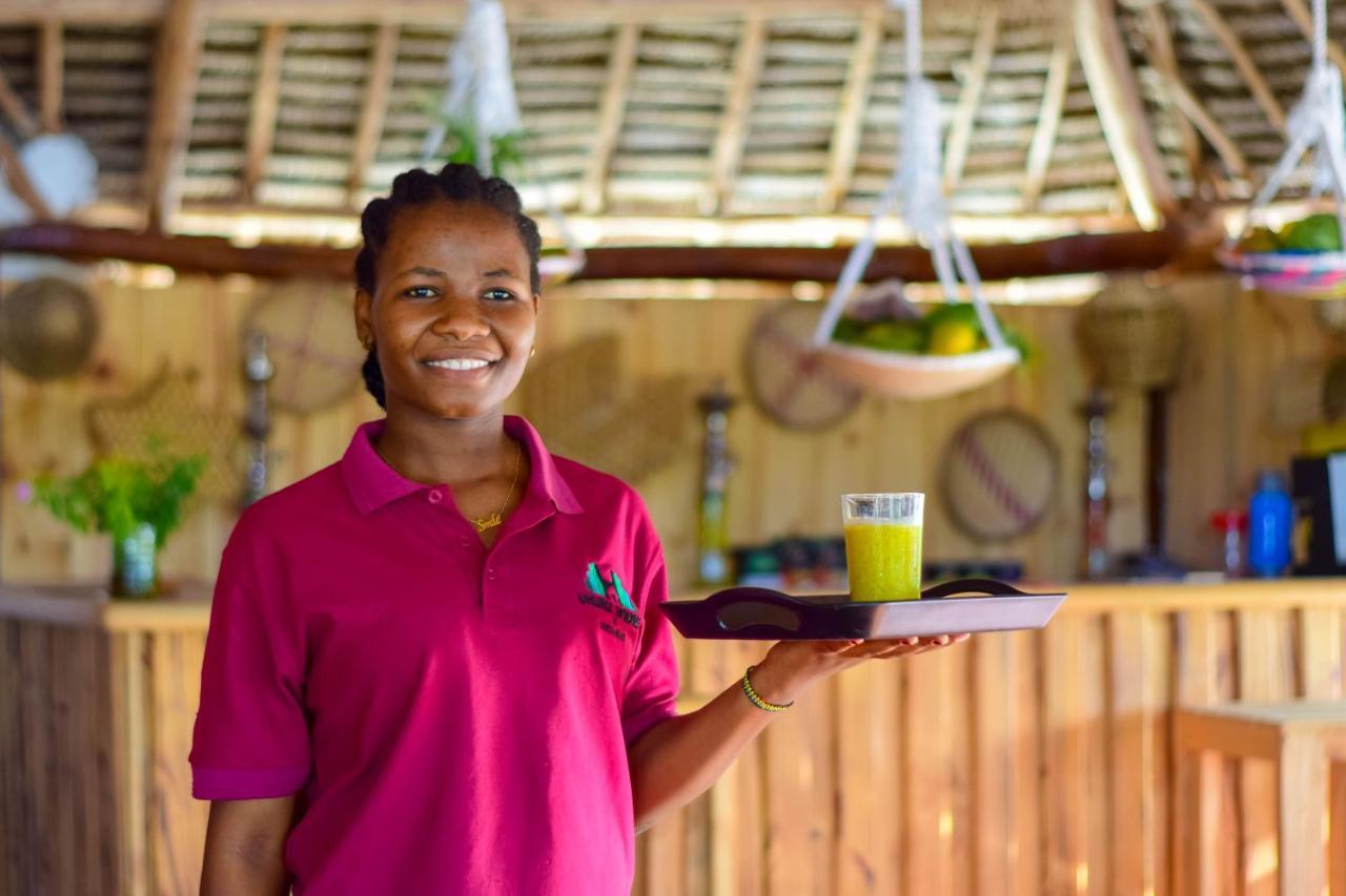 Uhuru House And Restaurant Nungwi Esterno foto