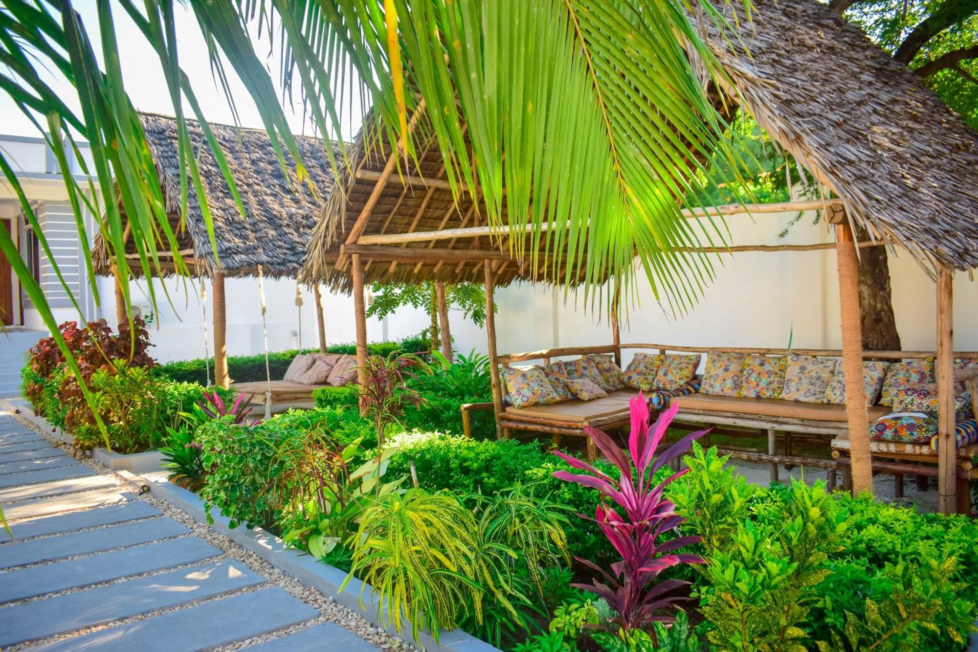 Uhuru House And Restaurant Nungwi Esterno foto